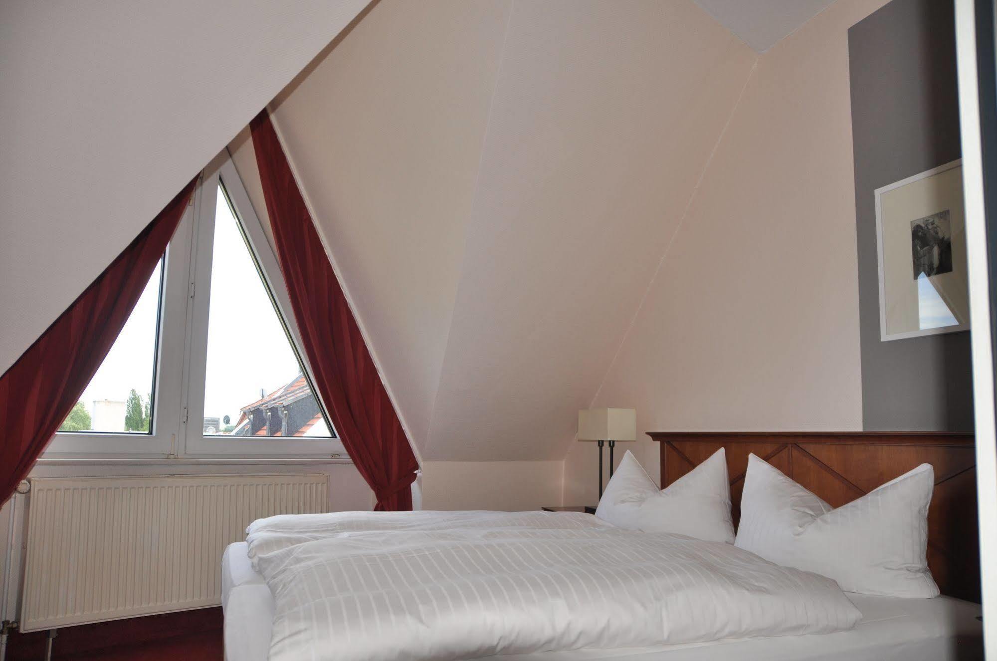 City Hotel Aschersleben Eksteriør bilde