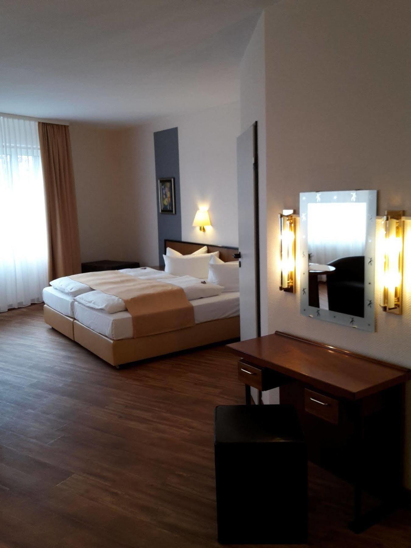 City Hotel Aschersleben Eksteriør bilde