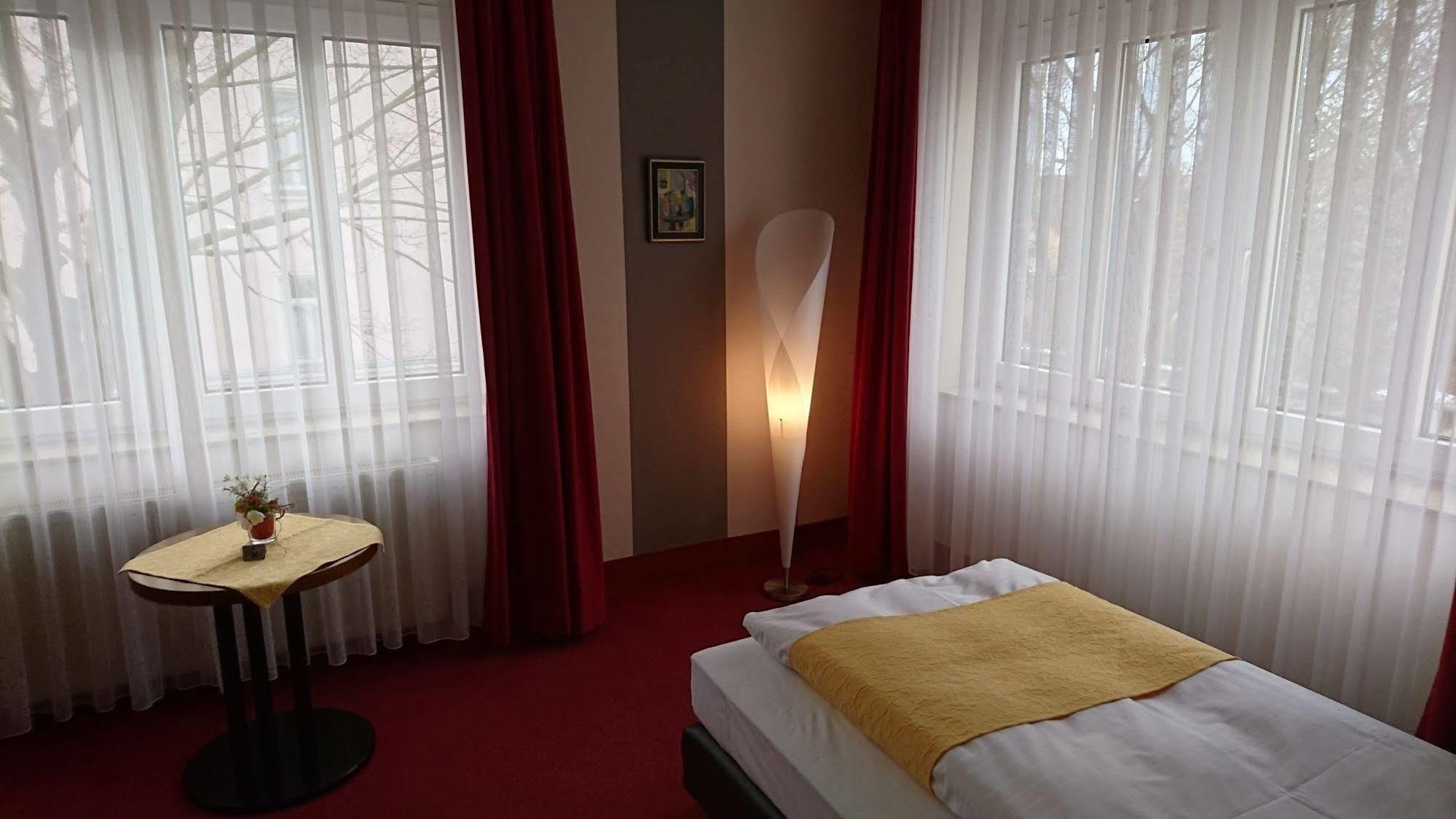 City Hotel Aschersleben Eksteriør bilde