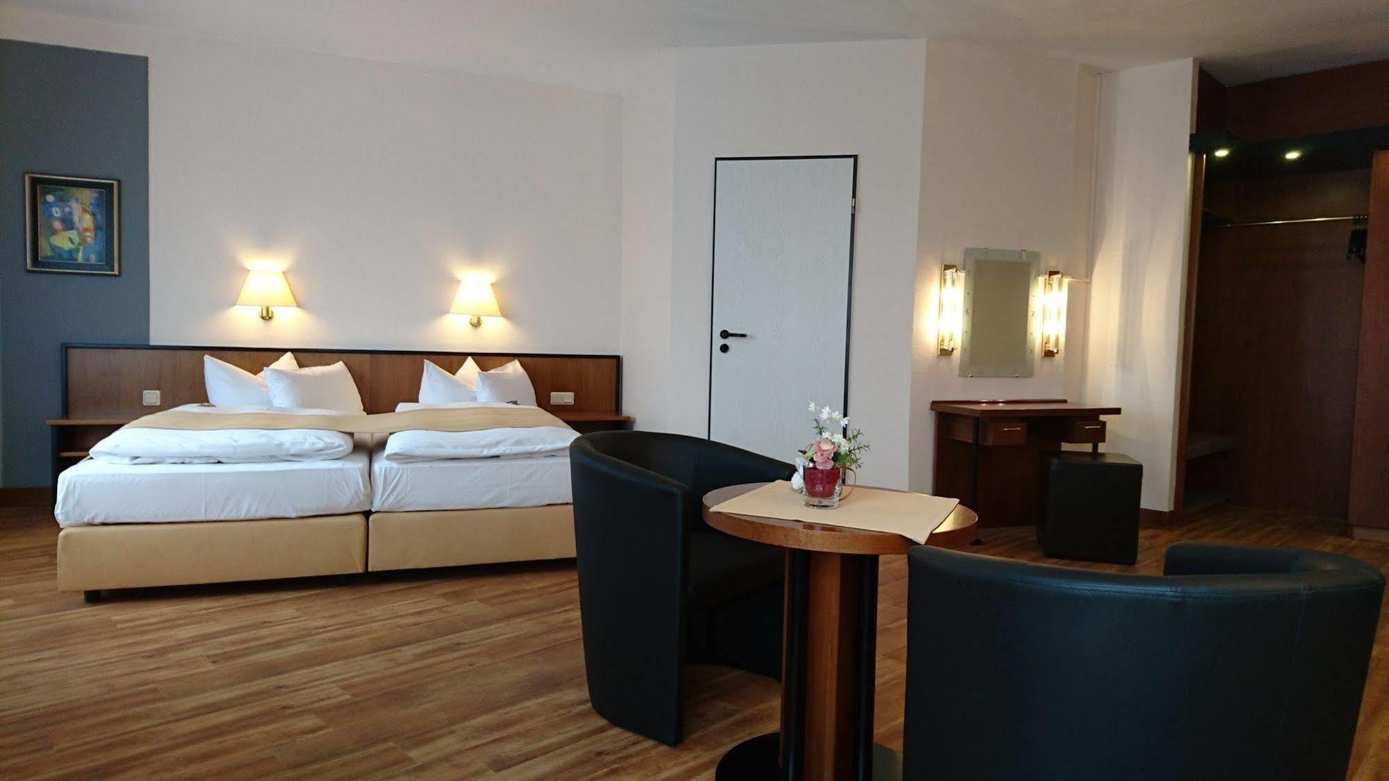 City Hotel Aschersleben Eksteriør bilde