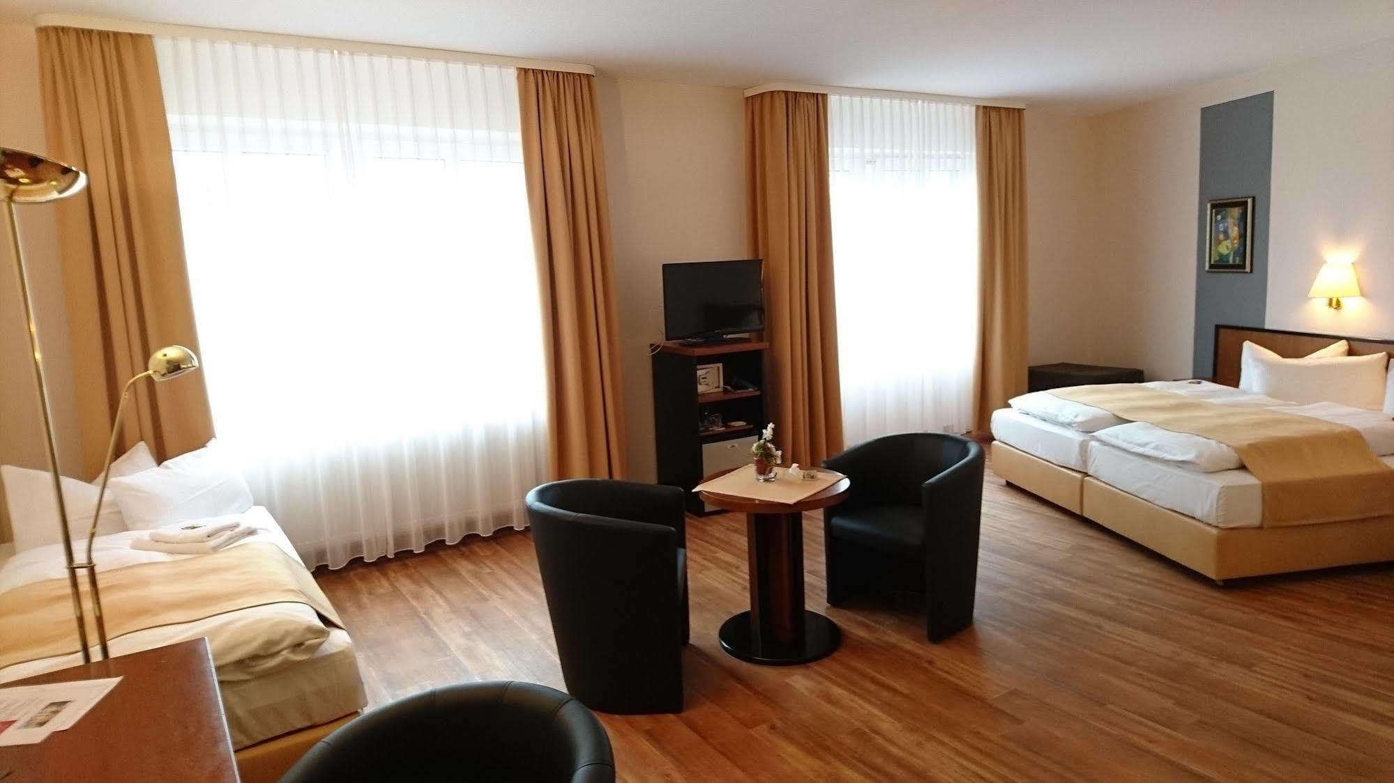 City Hotel Aschersleben Eksteriør bilde